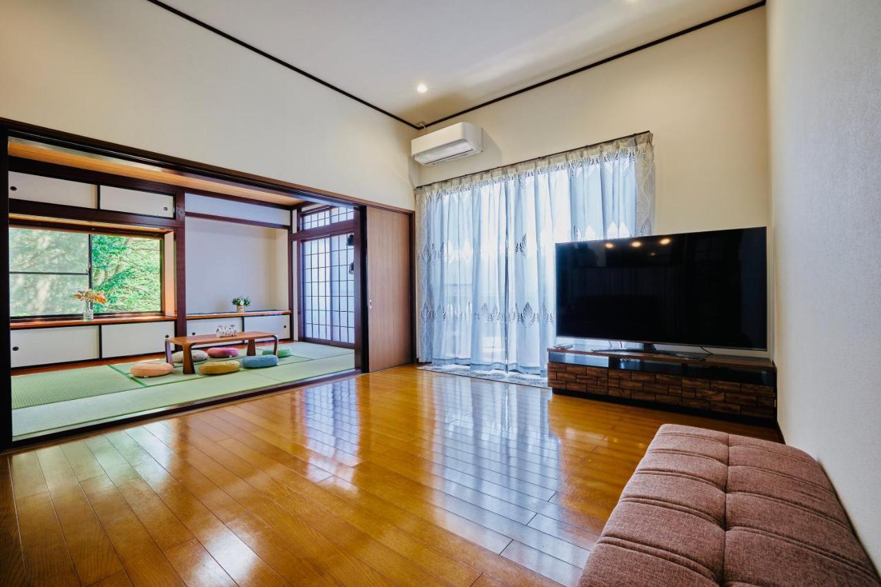 Aoki 富士河口湖眺望 Bbq送迎ok 貸切大型別荘 Exterior foto